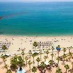 公寓 Lovely Town Centre 丰希罗拉